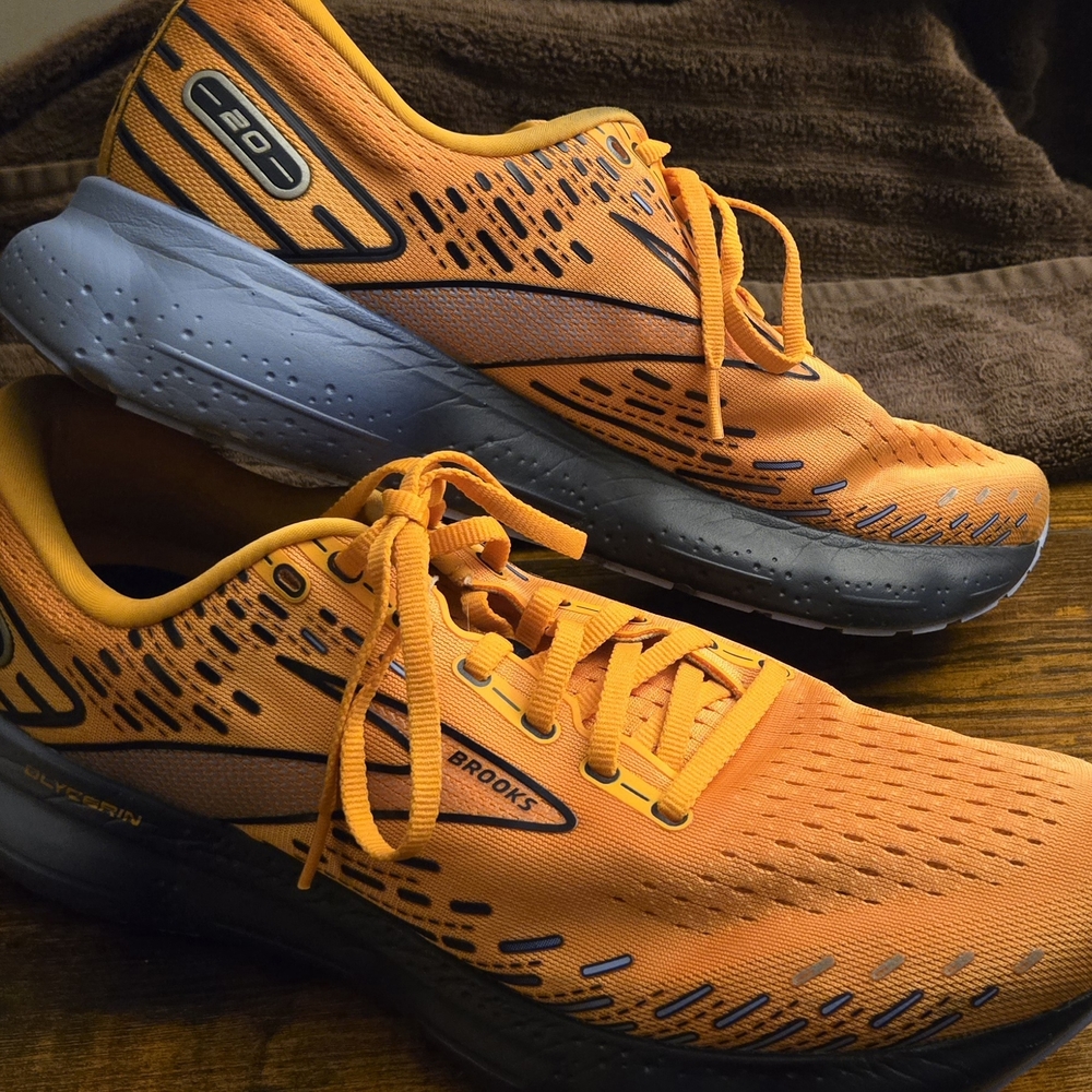 Brooks Running Sneaker